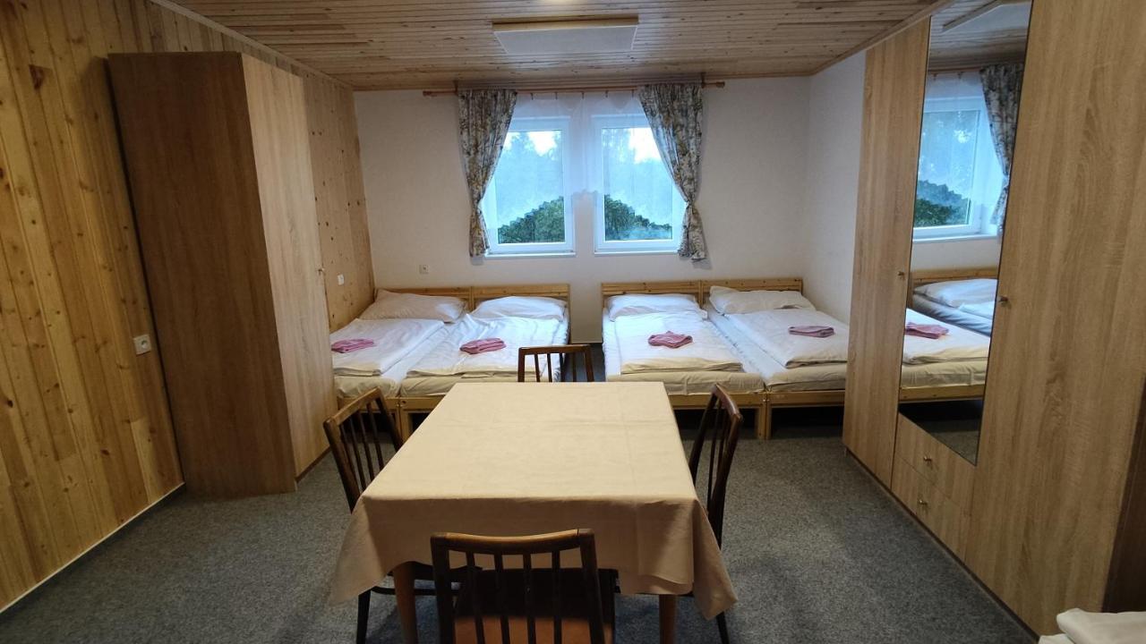 Penzion Na Slunicku Mariánská 外观 照片